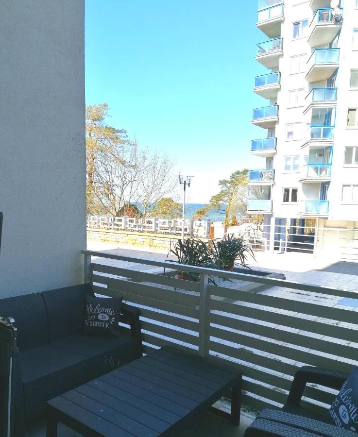 Strandidylle Apartment Mit Meerblick Und Kamin เมียนซิดดรอแย ภายนอก รูปภาพ
