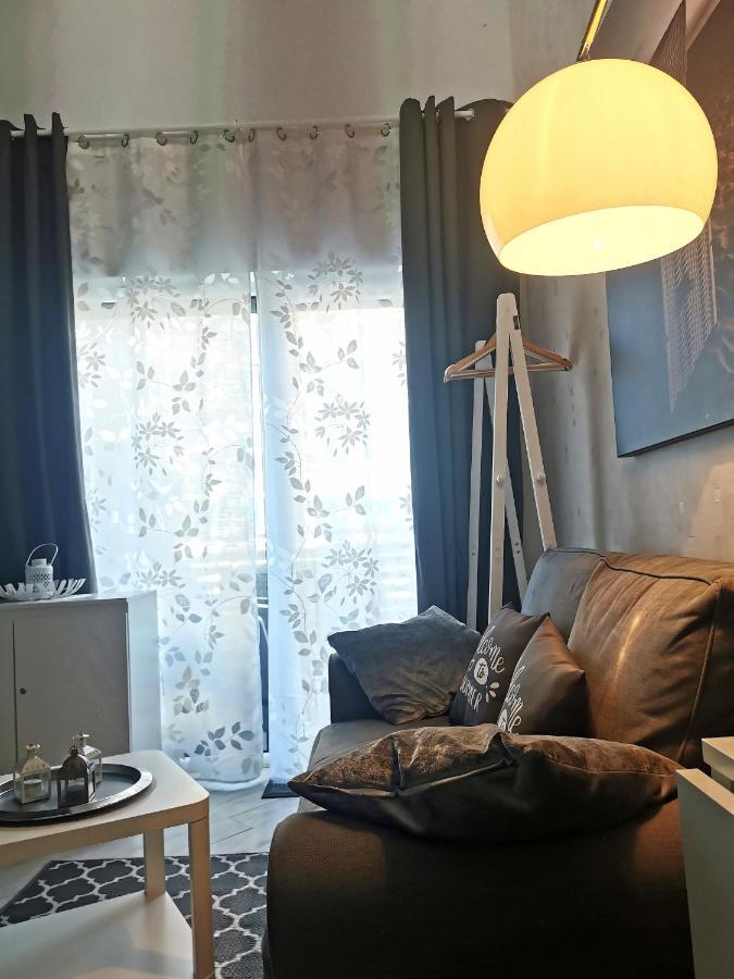 Strandidylle Apartment Mit Meerblick Und Kamin เมียนซิดดรอแย ภายนอก รูปภาพ