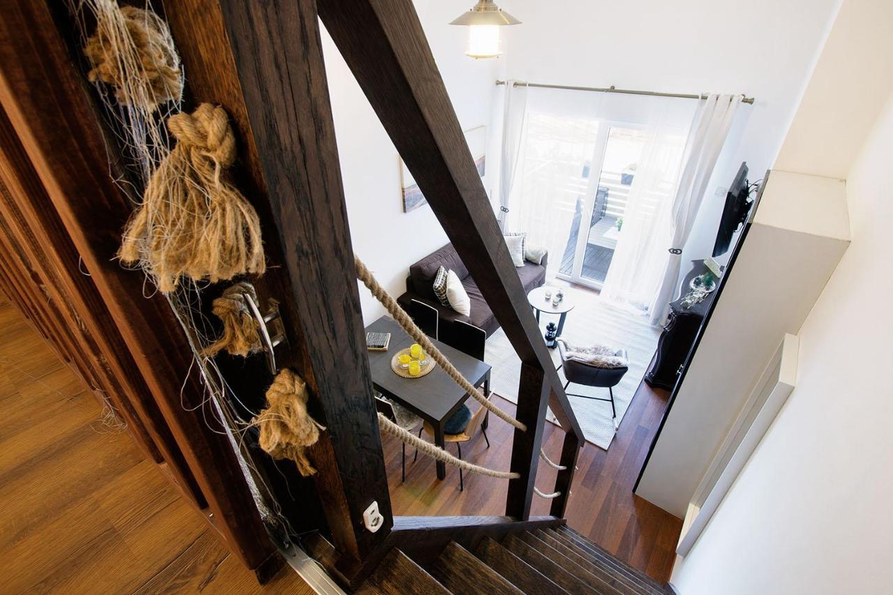 Strandidylle Apartment Mit Meerblick Und Kamin เมียนซิดดรอแย ภายนอก รูปภาพ