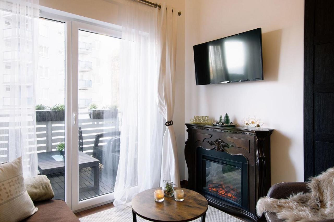 Strandidylle Apartment Mit Meerblick Und Kamin เมียนซิดดรอแย ภายนอก รูปภาพ