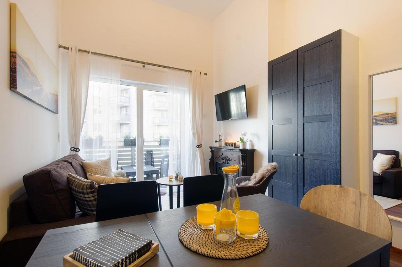 Strandidylle Apartment Mit Meerblick Und Kamin เมียนซิดดรอแย ภายนอก รูปภาพ
