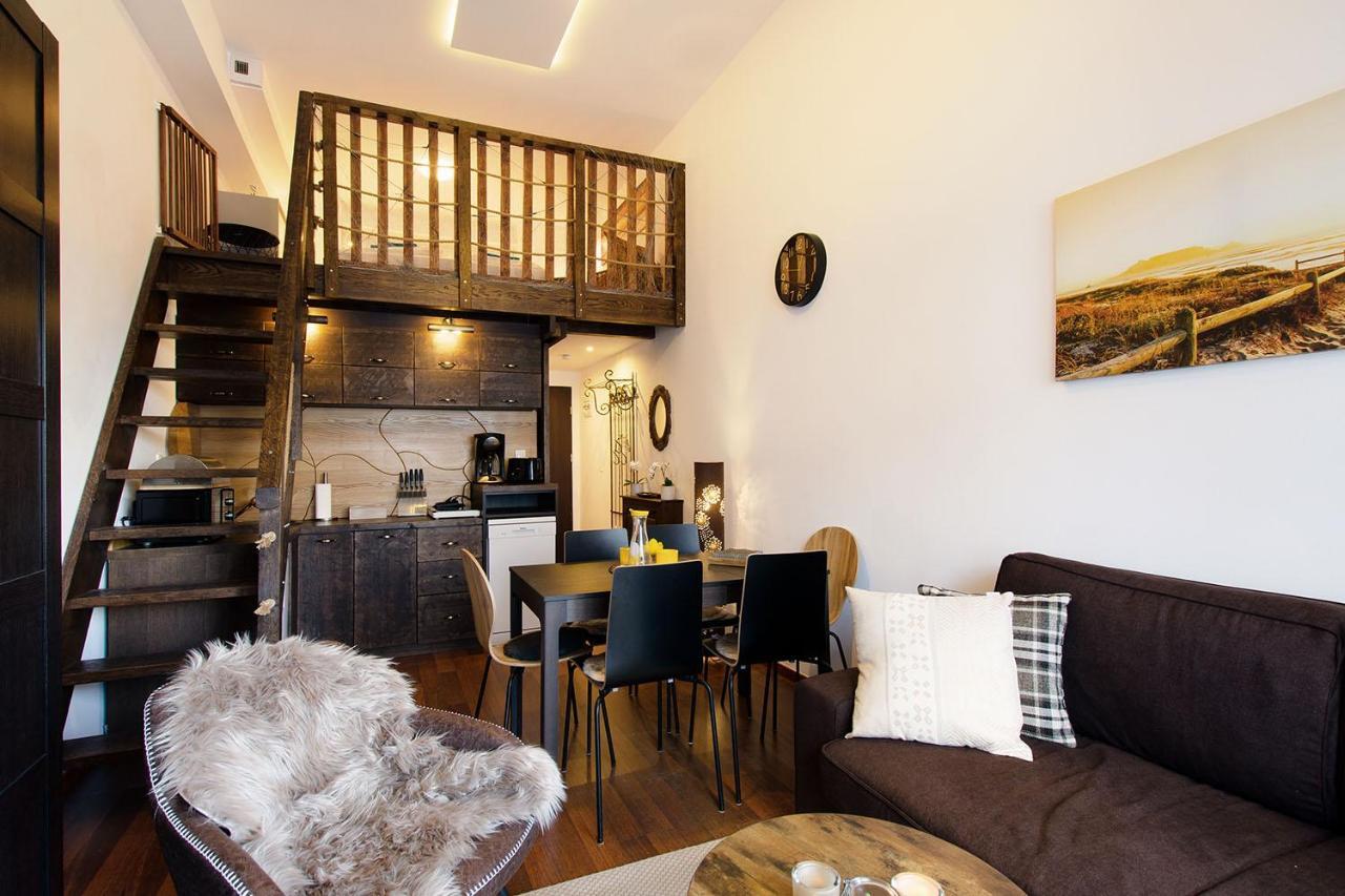 Strandidylle Apartment Mit Meerblick Und Kamin เมียนซิดดรอแย ภายนอก รูปภาพ